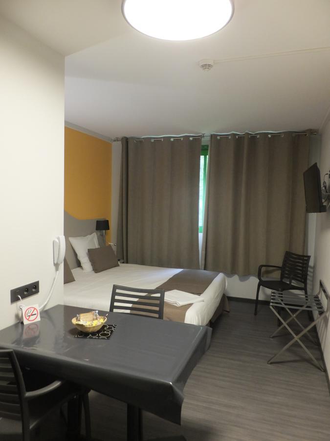 Residence Thermale Du Parc Ornolac-Ussat-les-Bains Exterior foto